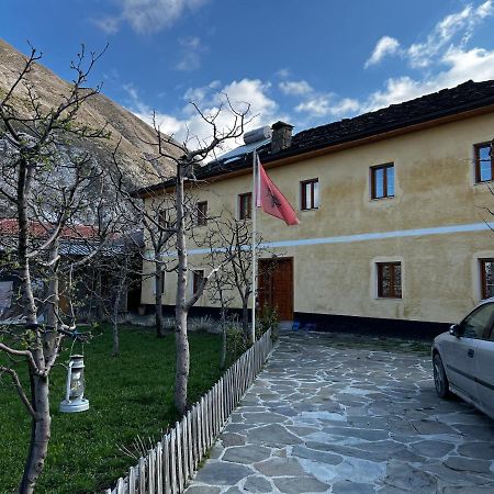 Guest House Sabriu Rabdisht Εξωτερικό φωτογραφία