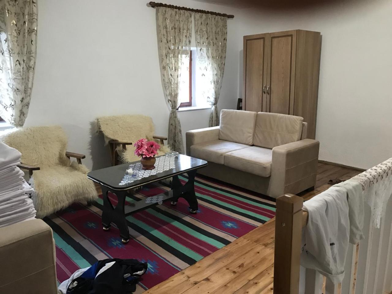 Guest House Sabriu Rabdisht Εξωτερικό φωτογραφία
